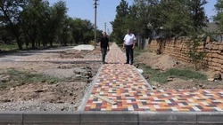 Дорогу и стадион обустраивают в селе Благодарненского округа